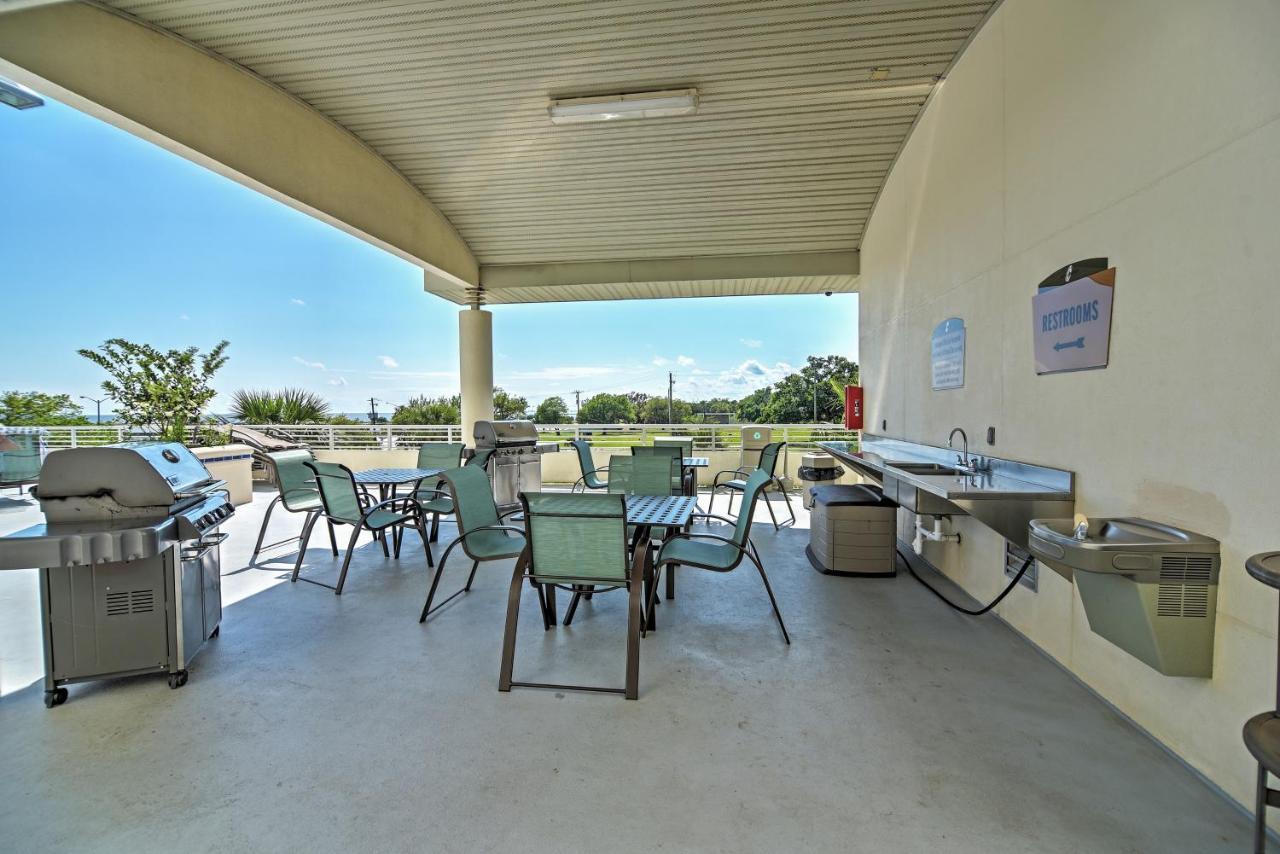 Beachside Biloxi Club Condo Balcony With Ocean View エクステリア 写真
